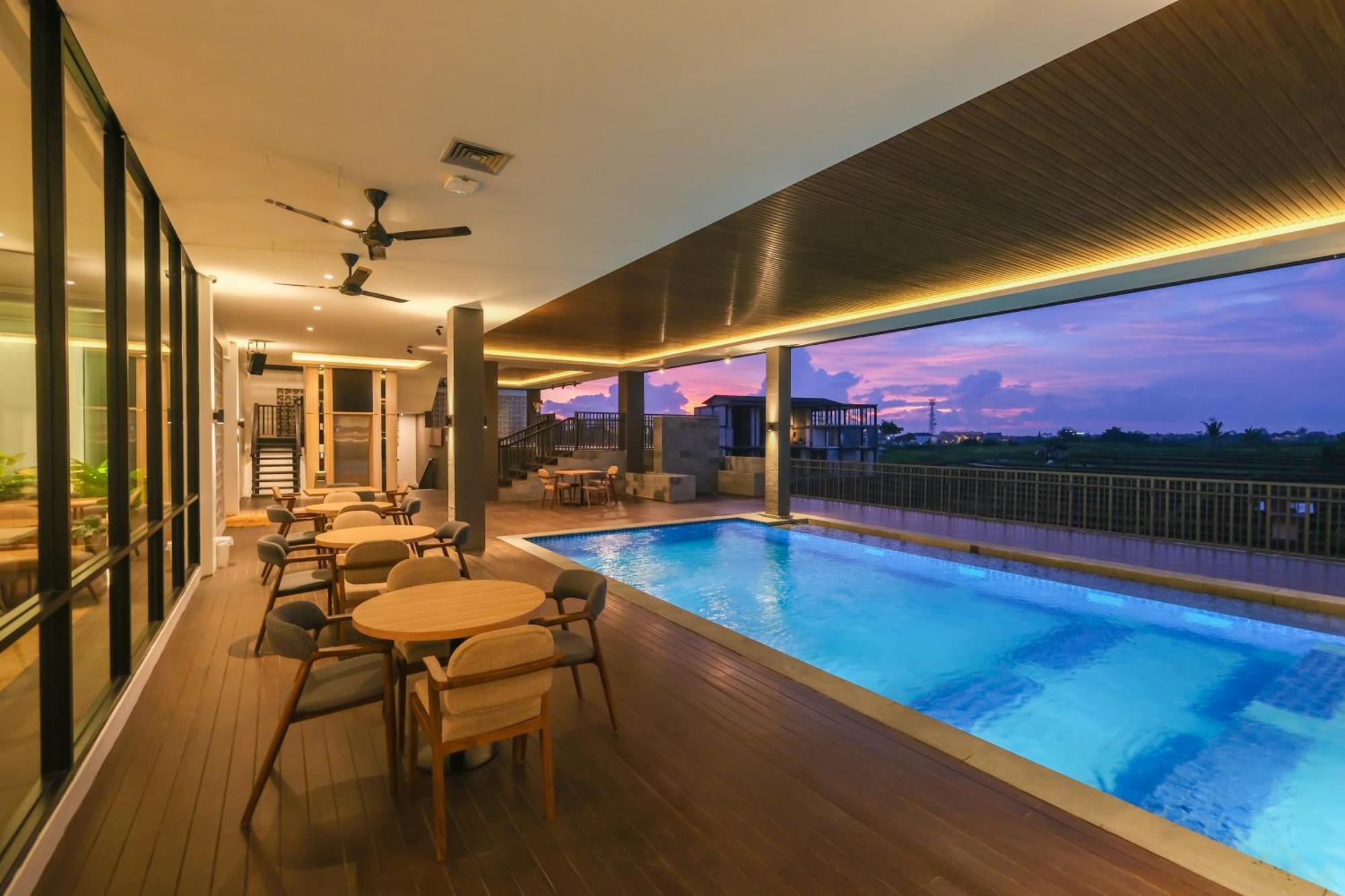 Valstar Hotel Canggu Exterior photo